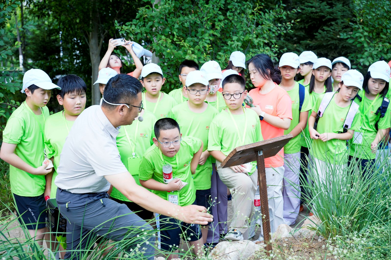 12沈阳药科大学科学探索科普研学活动.jpg 12沈阳药科大学科学探索科普研学活动.jpg